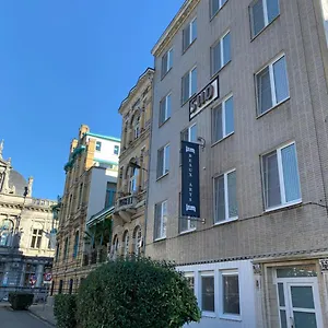 Beaux Arts 2*, Antwerp Belgium